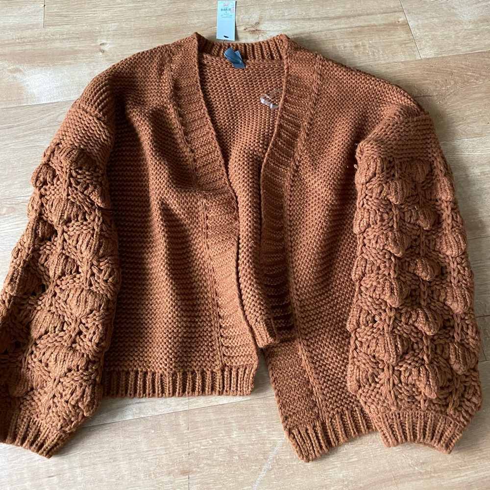 Boutique slouchy sexy sweater size small NWT